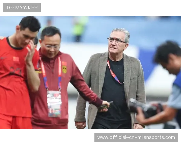 冠军教练被指带队风格僵化遭质疑